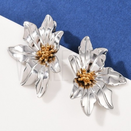 Brinco Flor Texturizada 41x27m...